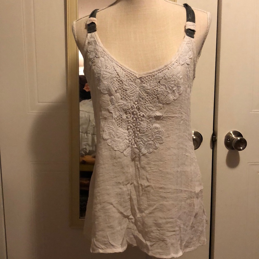 Taylor and Sage tank